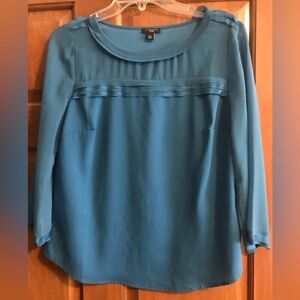Ann Taylor Blue Women's Top with Semi-Sheer Upper. Size 8p. Like New!